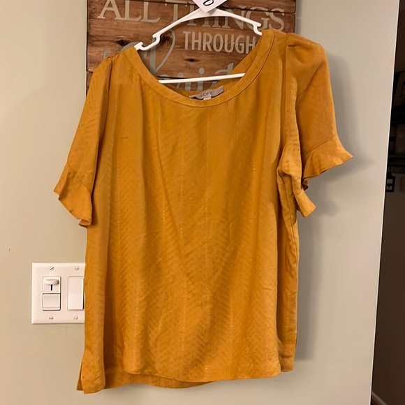 LOFT Tops - #30 loft yellow medium top